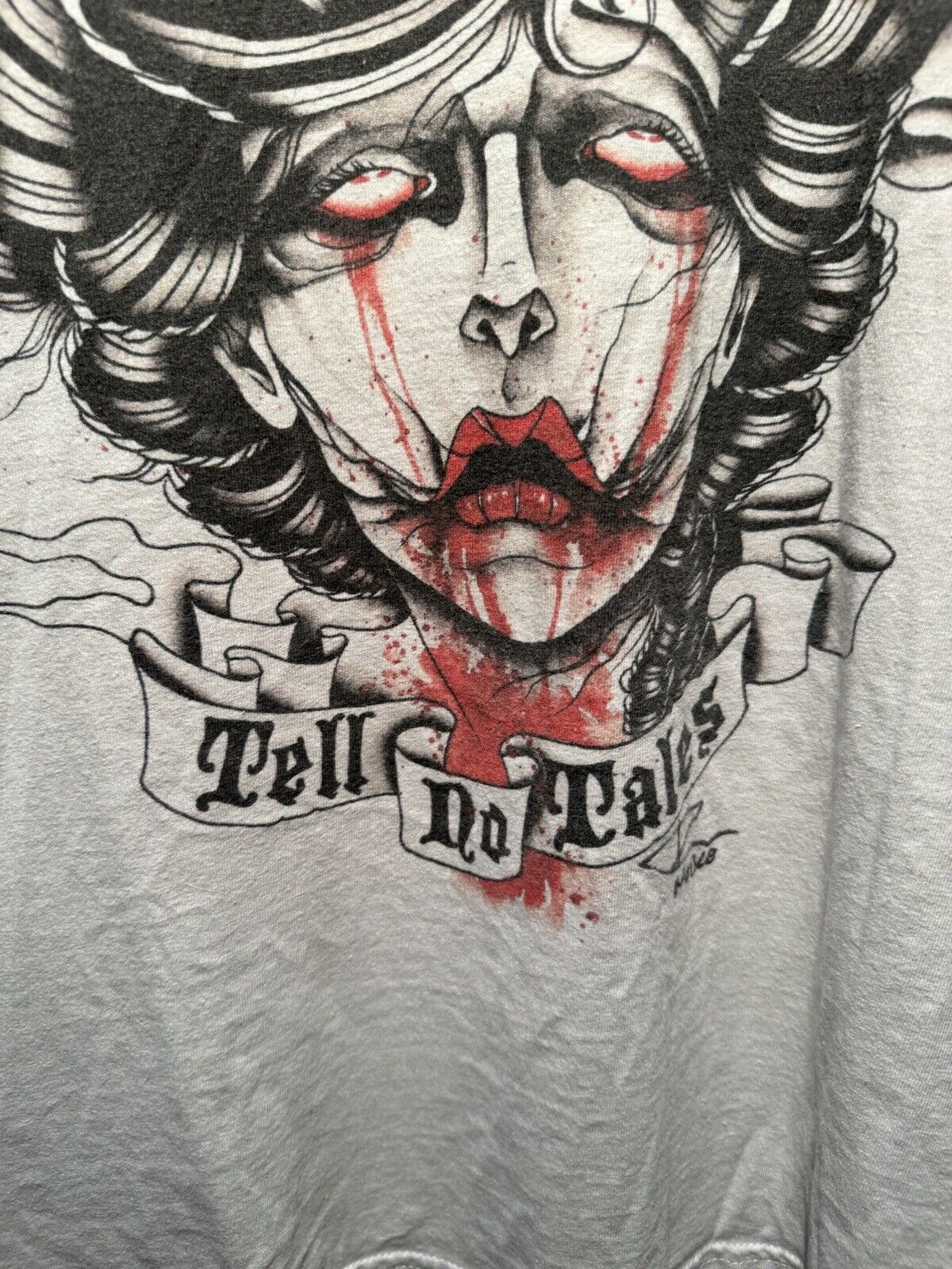 Vintage Dead Girls Tell No Tales T-Shirt Sz L Gray Horror Vulgar Graphic RARE 