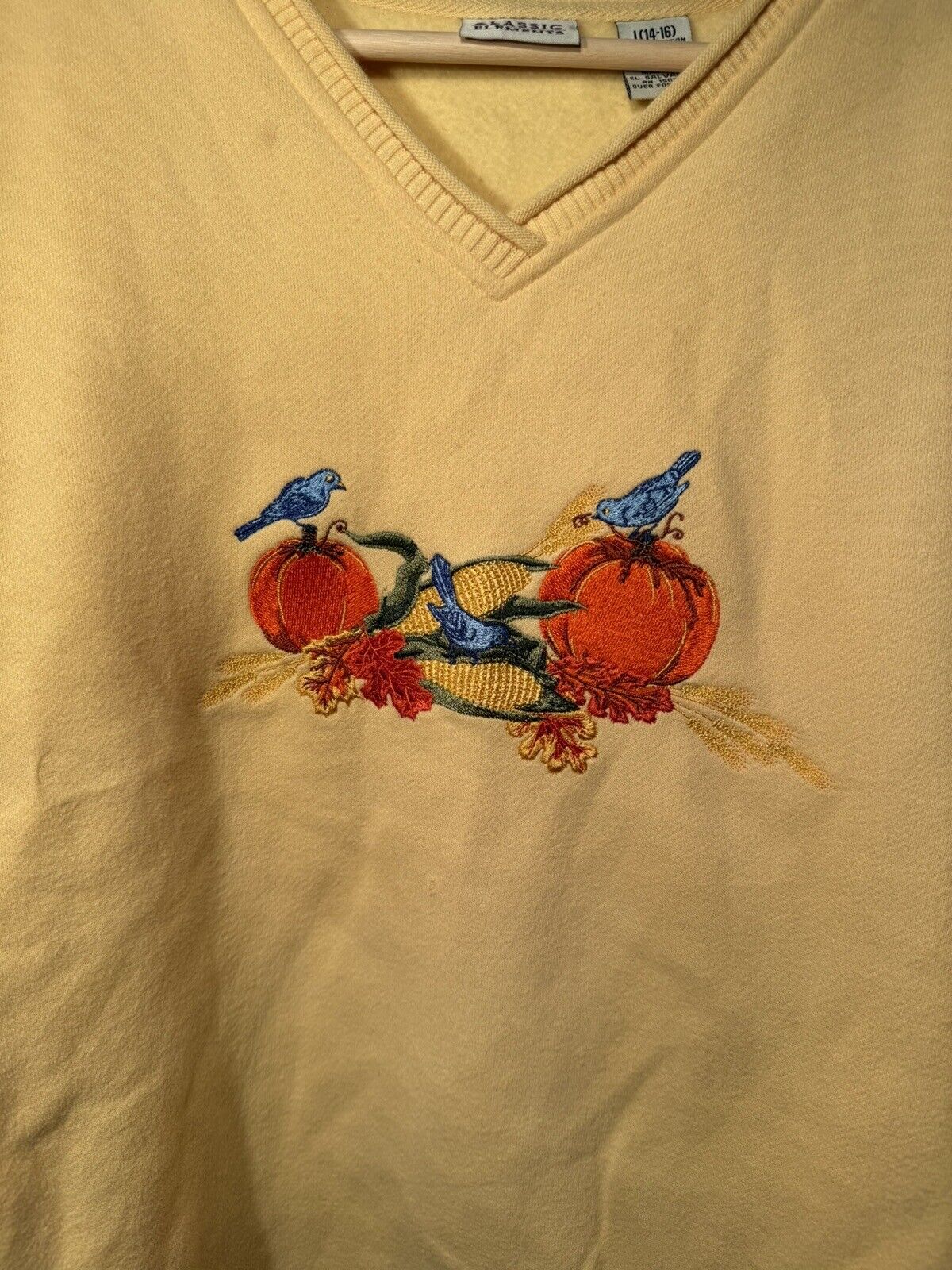 VTG Classic Elements Crewneck Sweater Yellow Pumpkins Birds Sz Large 