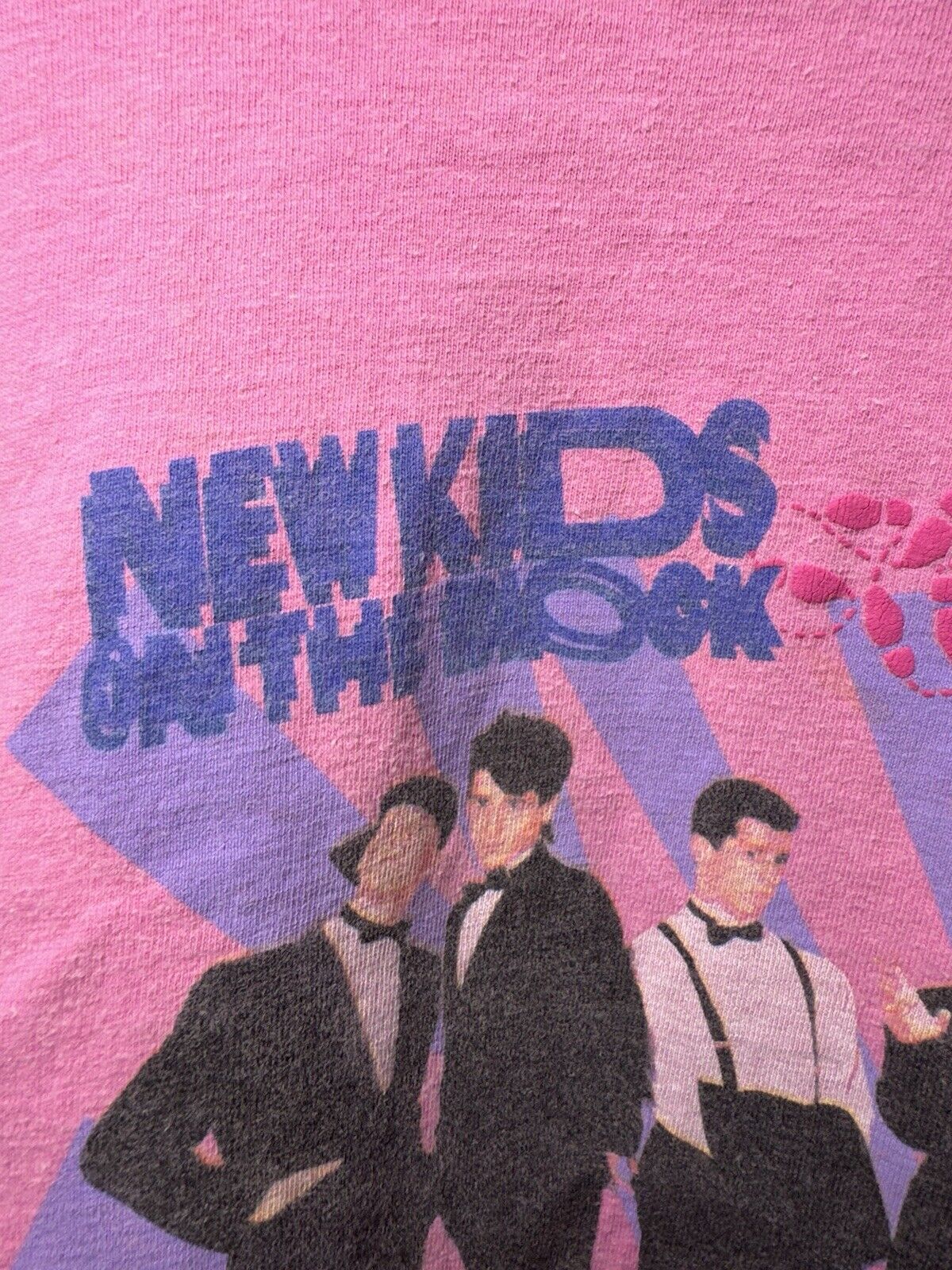 Rare Vintage New Kids on the Block 1989 Tour T-Shirt Pink Youth L Baby Tee 