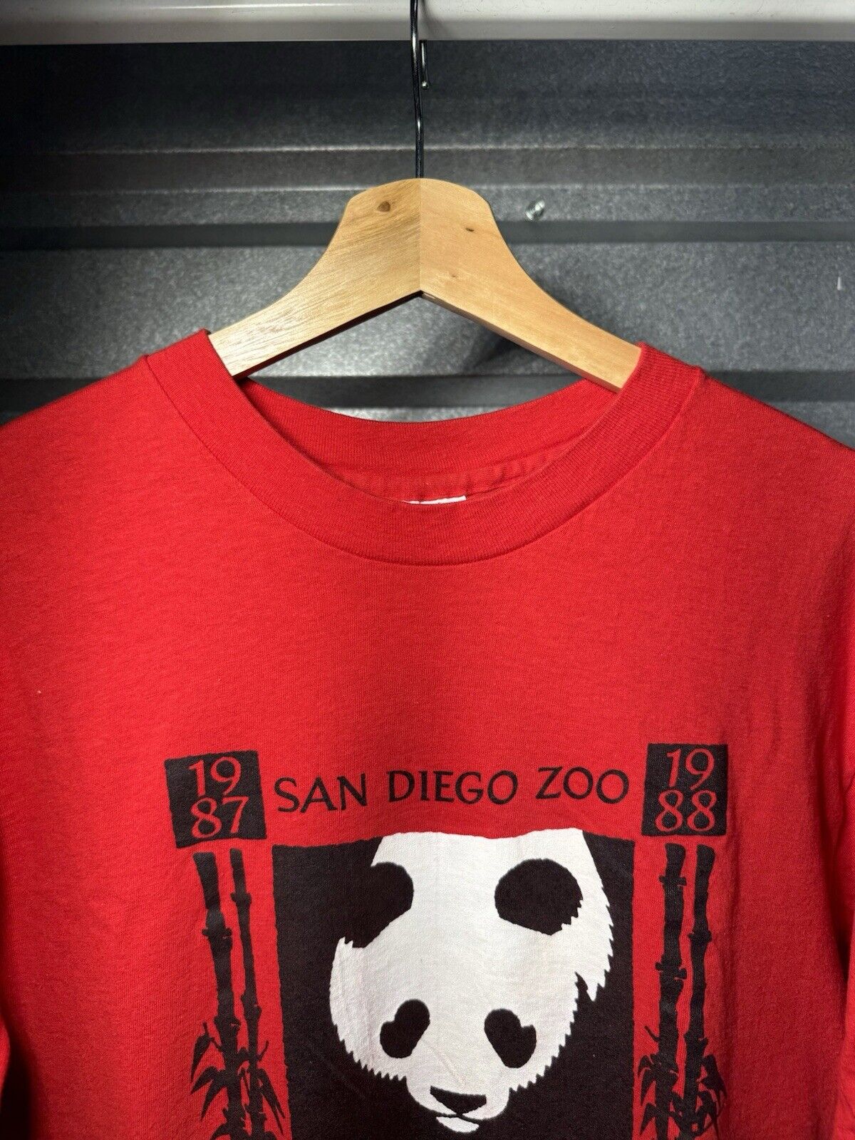 Vintage 1987-88 San Diego Zoo Giant Panda Red Single Stitch T-shirt L