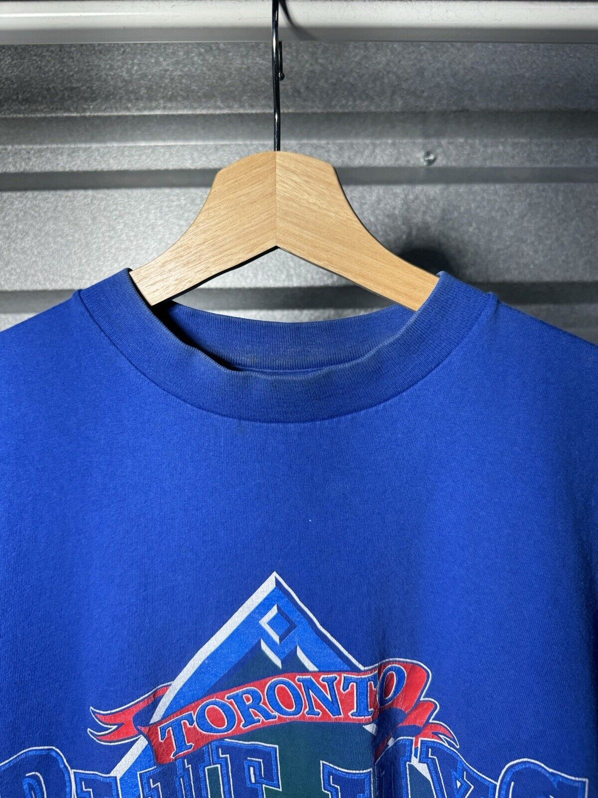 Vintage 90s Toronto Blue Jays T-Shirt Blue Sz Medium Nutmeg MLB 