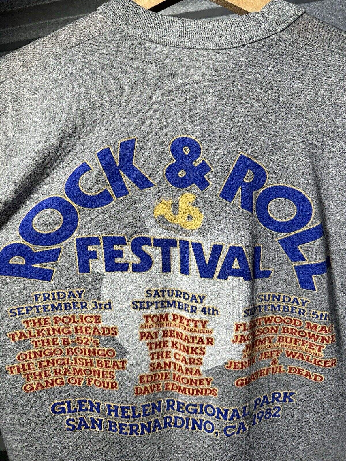 Vintage 1982 US Rock & Roll Festival Band Talking Heads Fleetwood Mac T-Shirt