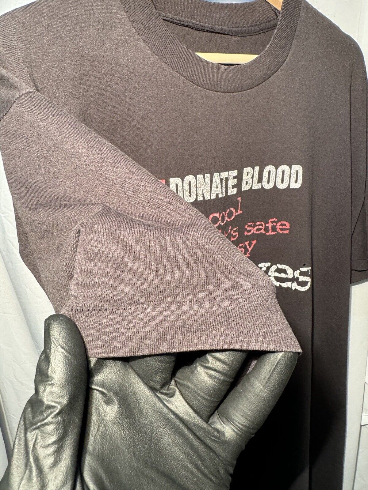 Vintage 80s 90s Donate Blood T-Shirt Size XL Black Single Stitch Tee 