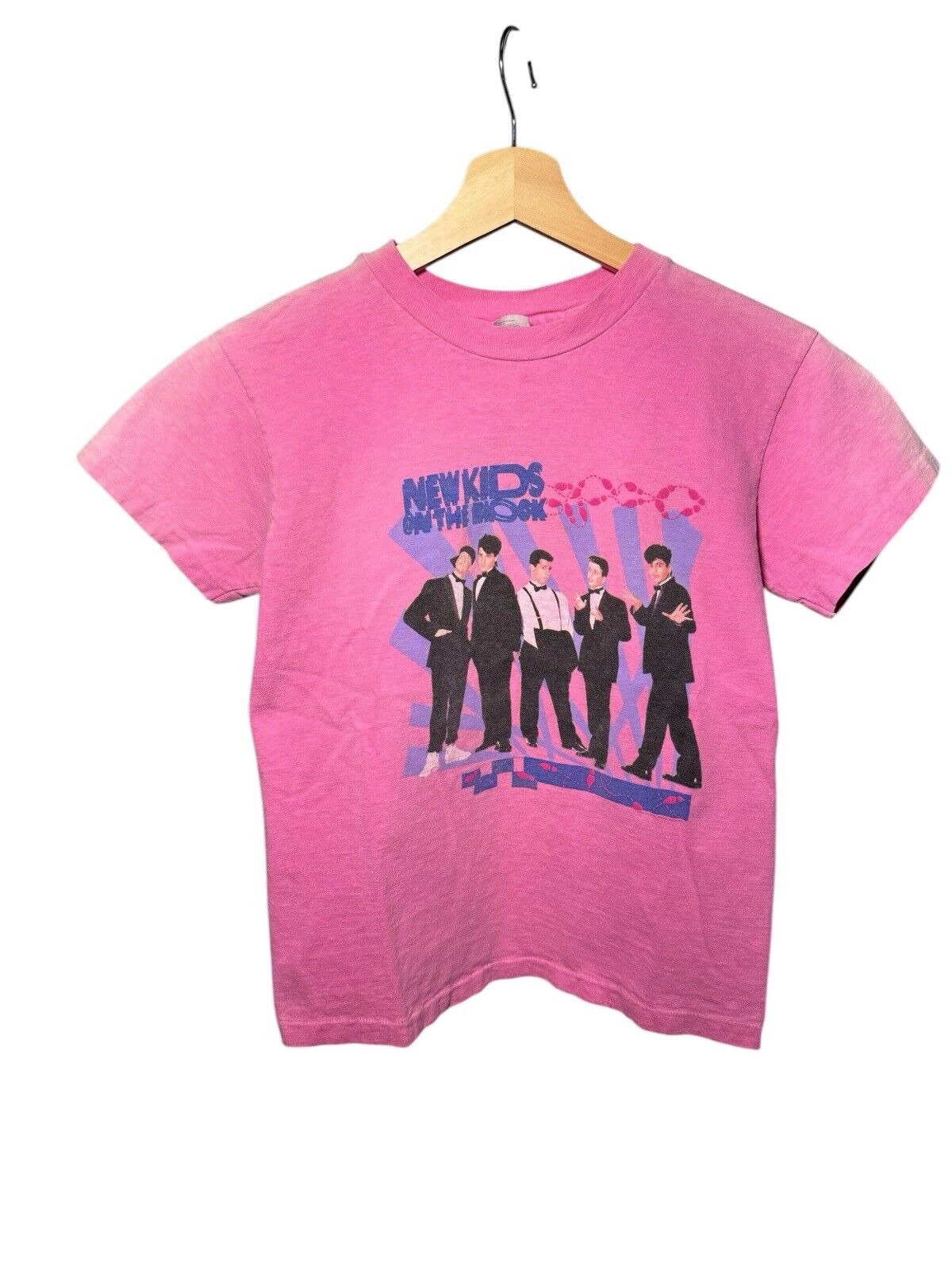 Rare Vintage New Kids on the Block 1989 Tour T-Shirt Pink Youth L Baby Tee 