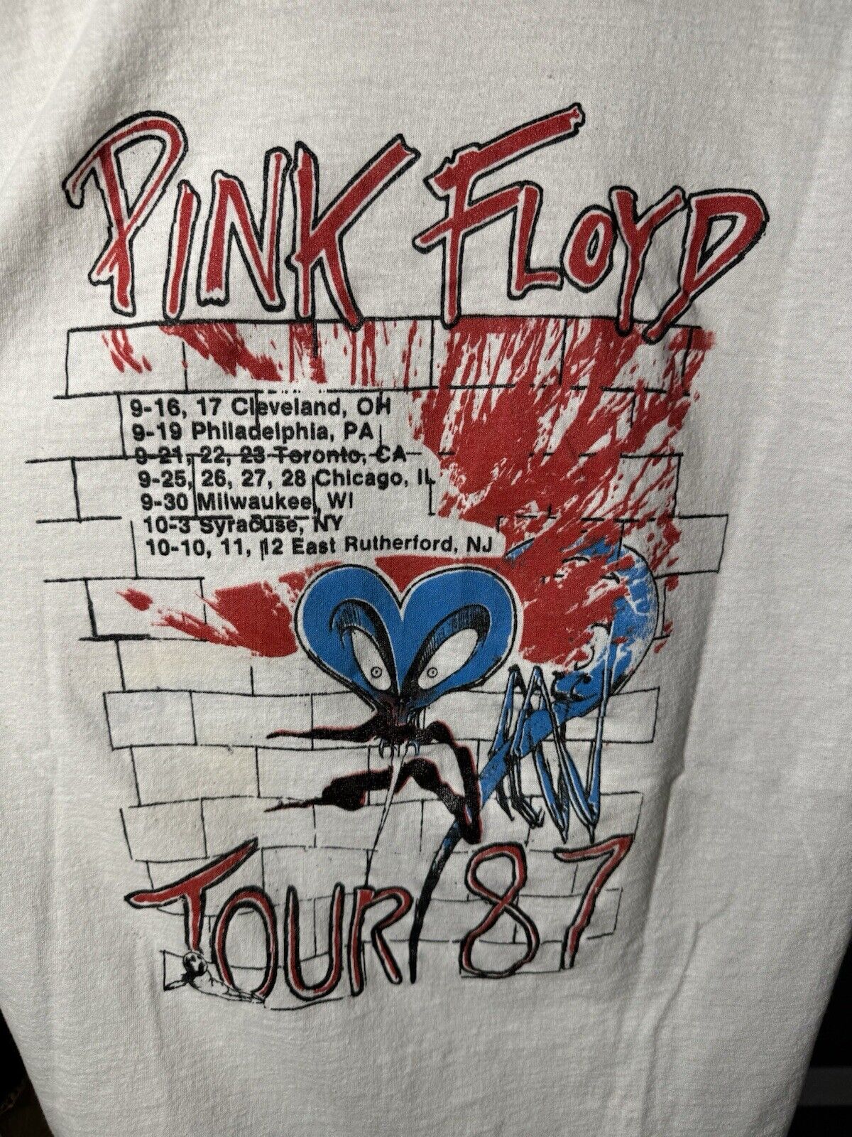 Vintage Pink Floyd Size S 1987 Momentary Lapse of Reason American Tour Shirt 