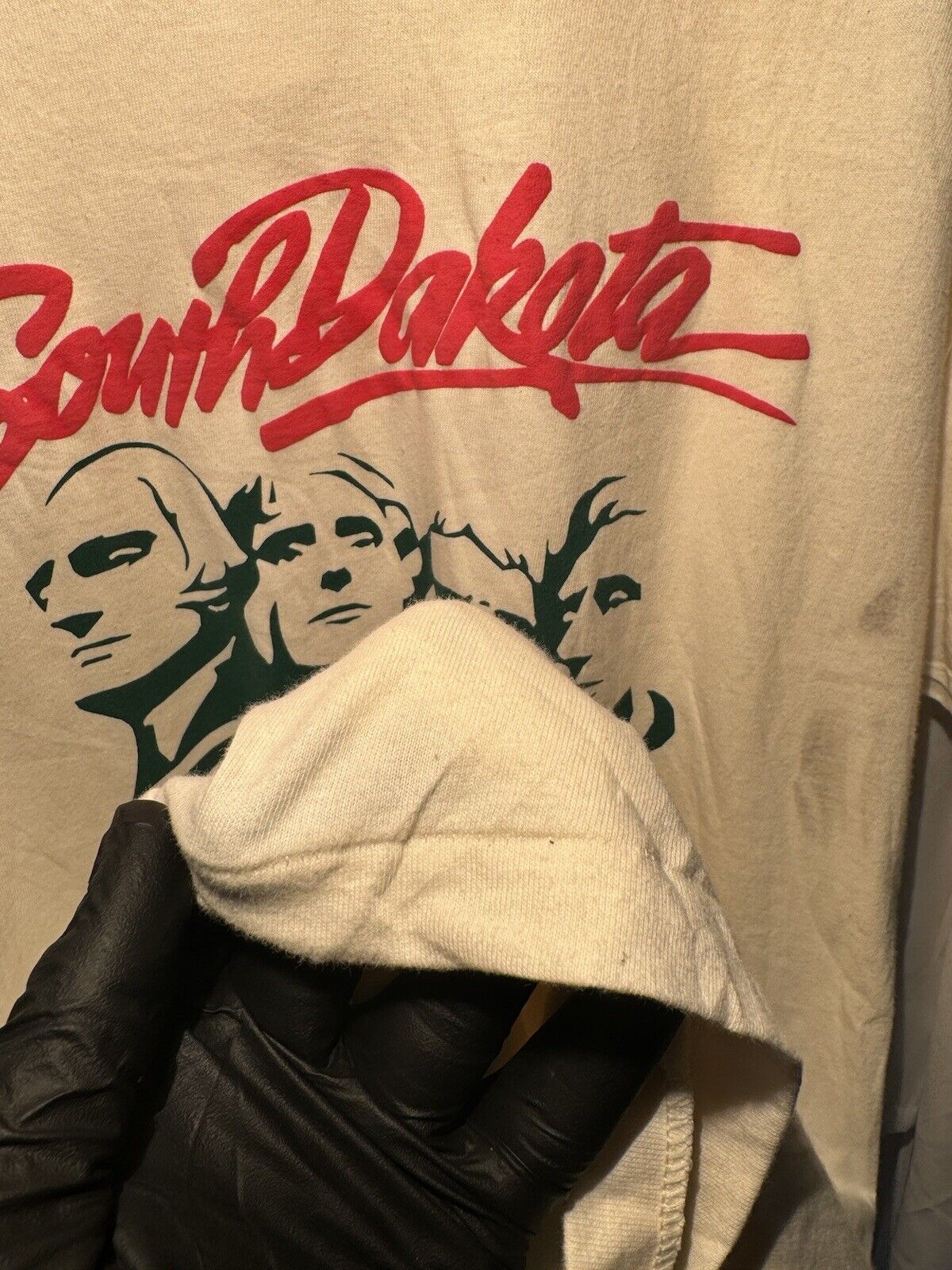 Vintage 90s South Dakota Mount Rushmore Souvenir T-shirt L white USA