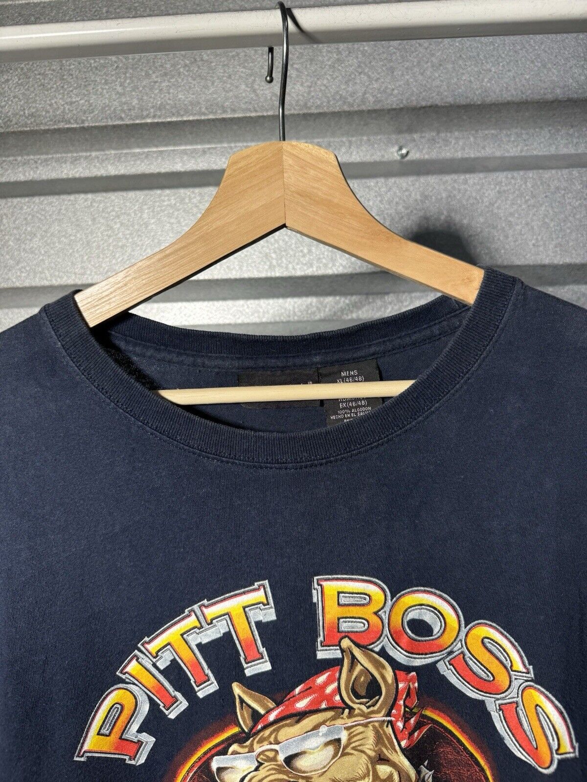 Vintage Pitt Boss T-Shirt Sz XL Navy Blue Gambling Dog No Boundaries 