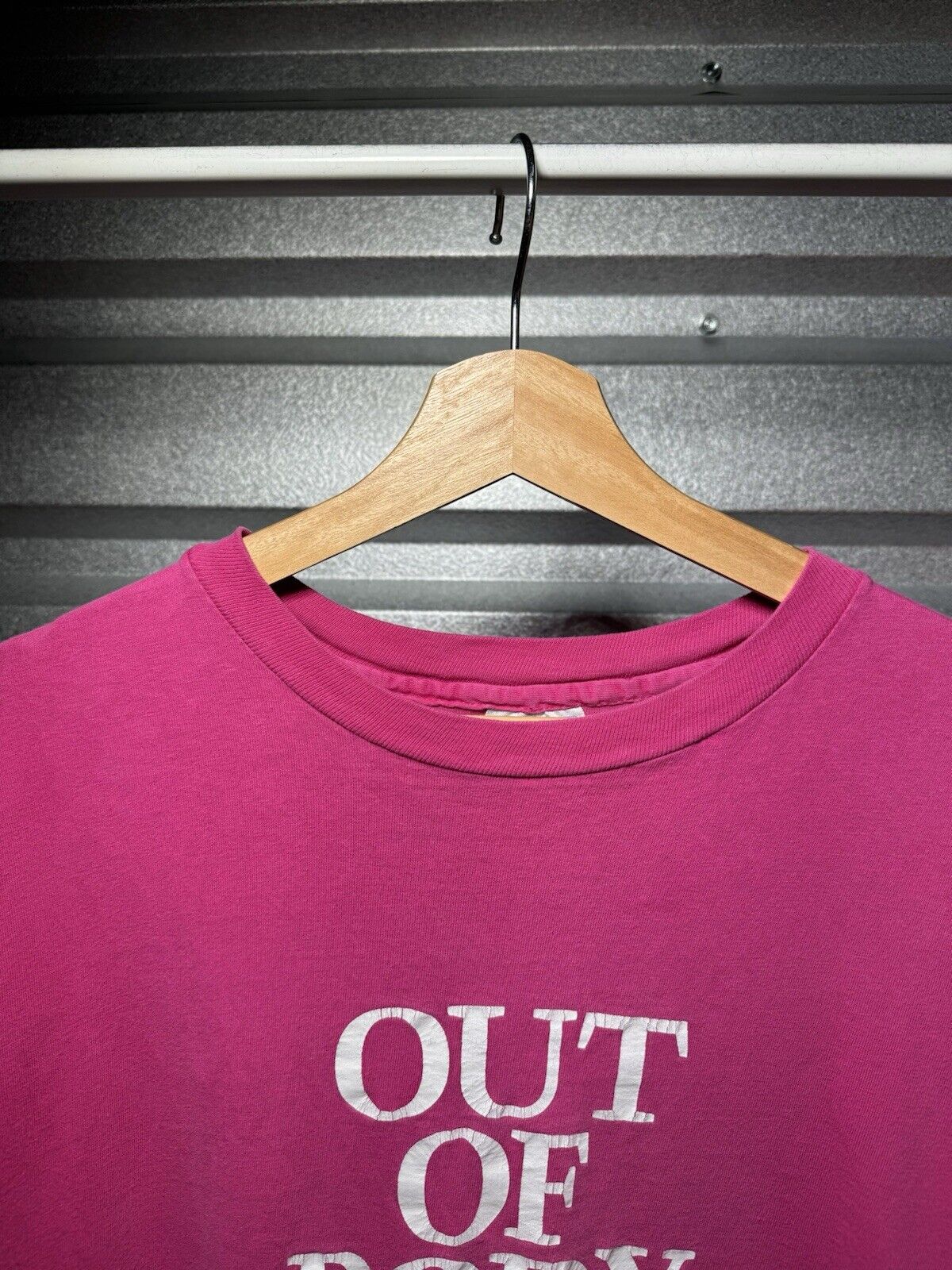 Vintage Out Of Body Back In 5 Minutes 90s T-Shirt Pink Sz XL Hanes USA Made