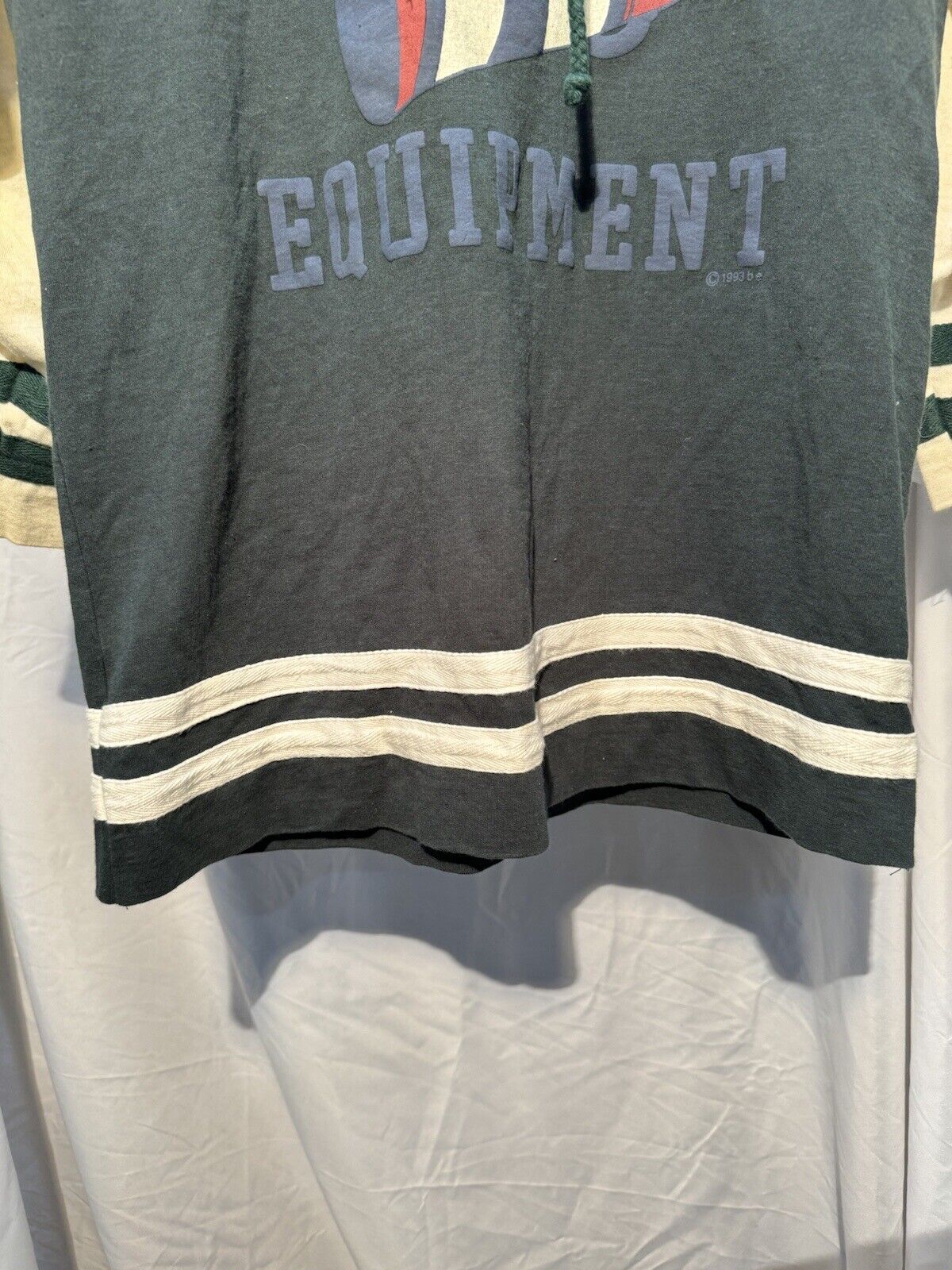 VTG B.U.M. Equipment Sz M Green Logo Hoodie Sweatshirt Pockets 1993