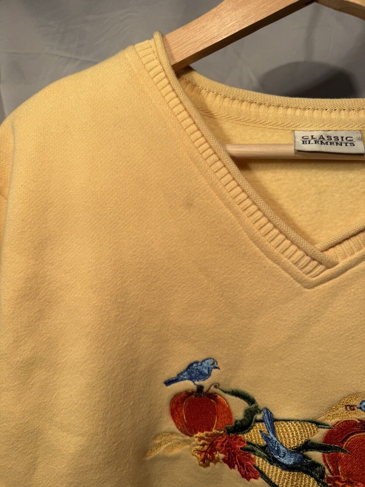 VTG Classic Elements Crewneck Sweater Yellow Pumpkins Birds Sz Large 