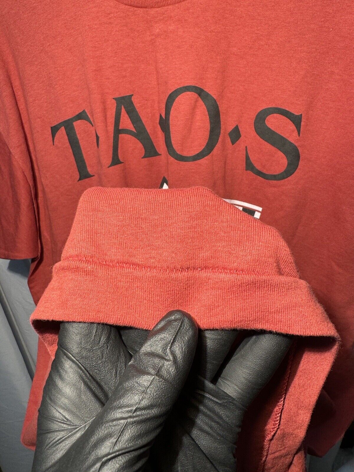 Vintage TAOS New Mexico Single Stitch T Shirt Made USA Sz XL Text Aztec Red 1992